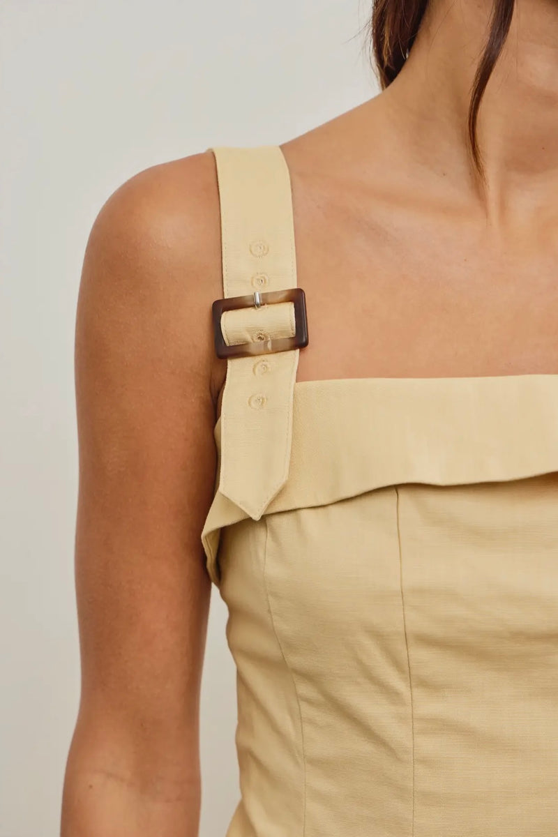 Stretched Linen Dress with Buckle Straps