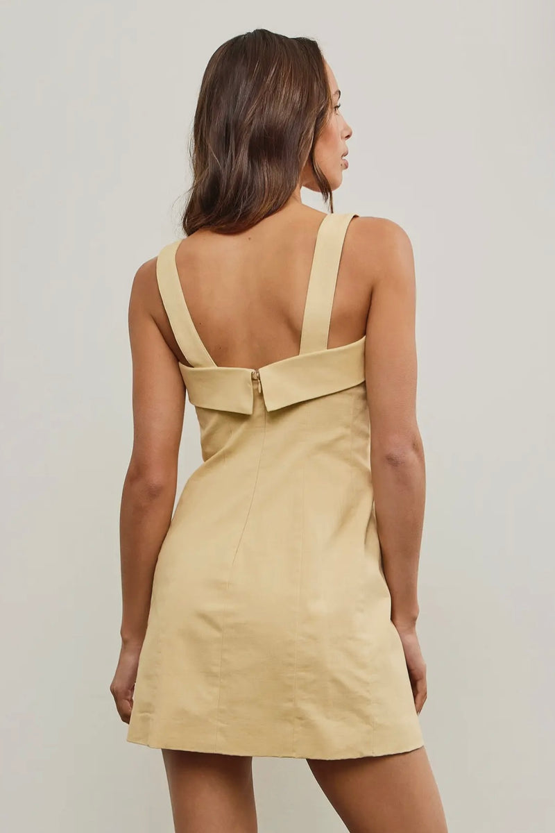 Stretched Linen Dress with Buckle Straps